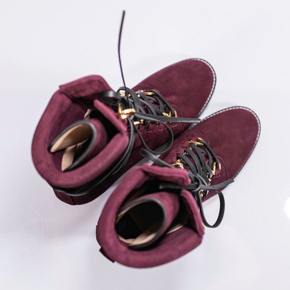 Stuart Weitzman Shackleton Round Toe Suede Boots - Picture 9 of 16